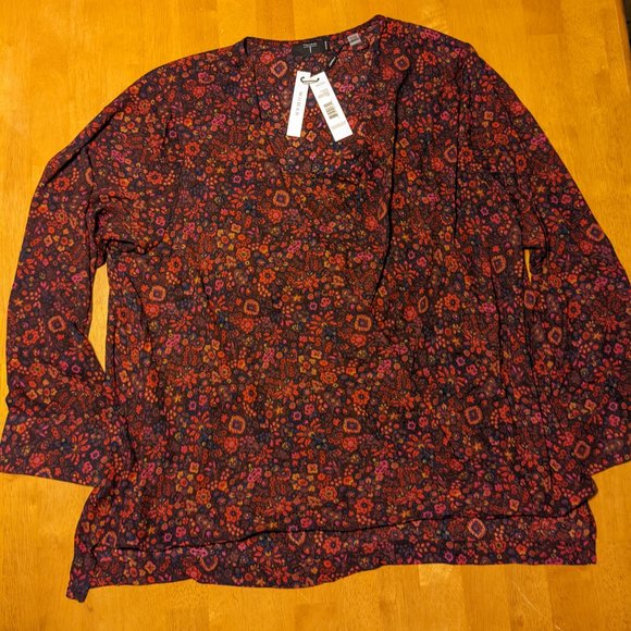 T Tahari Long Sleeve Surplice Blouse, Multi-Color Floral Print, 1X - Picture 1 of 8